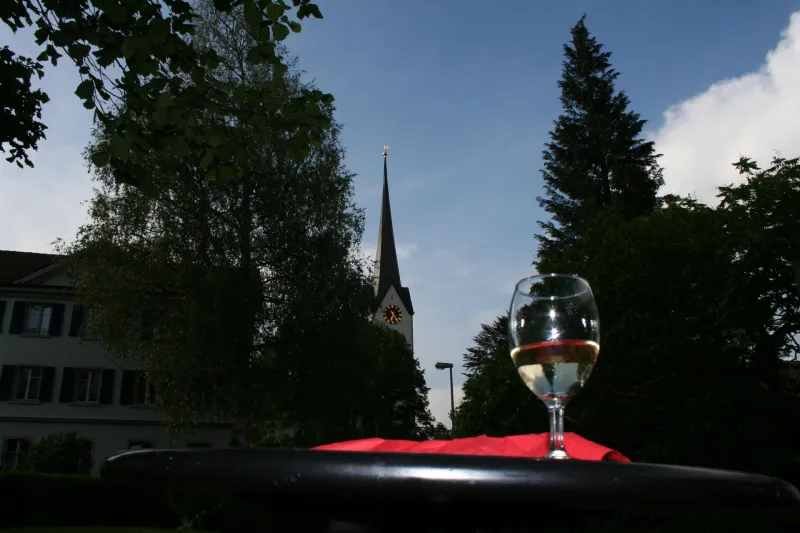 Apero_mit Kirche (Foto: Tatjana Harder) Apero_mit Kirche (Foto: Tatjana Harder)